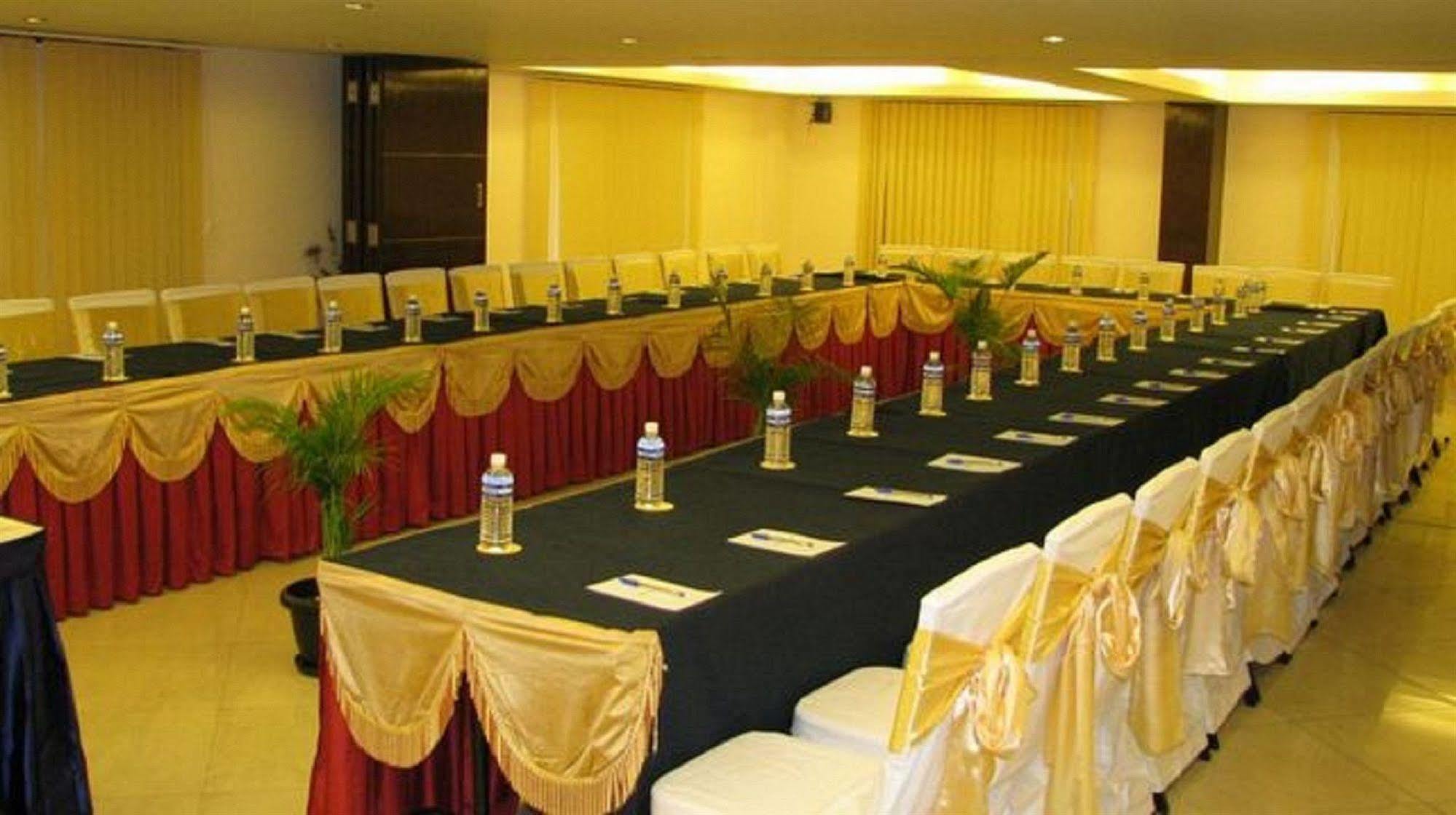 Hotel Citrine Bengaluru Zewnętrze zdjęcie
